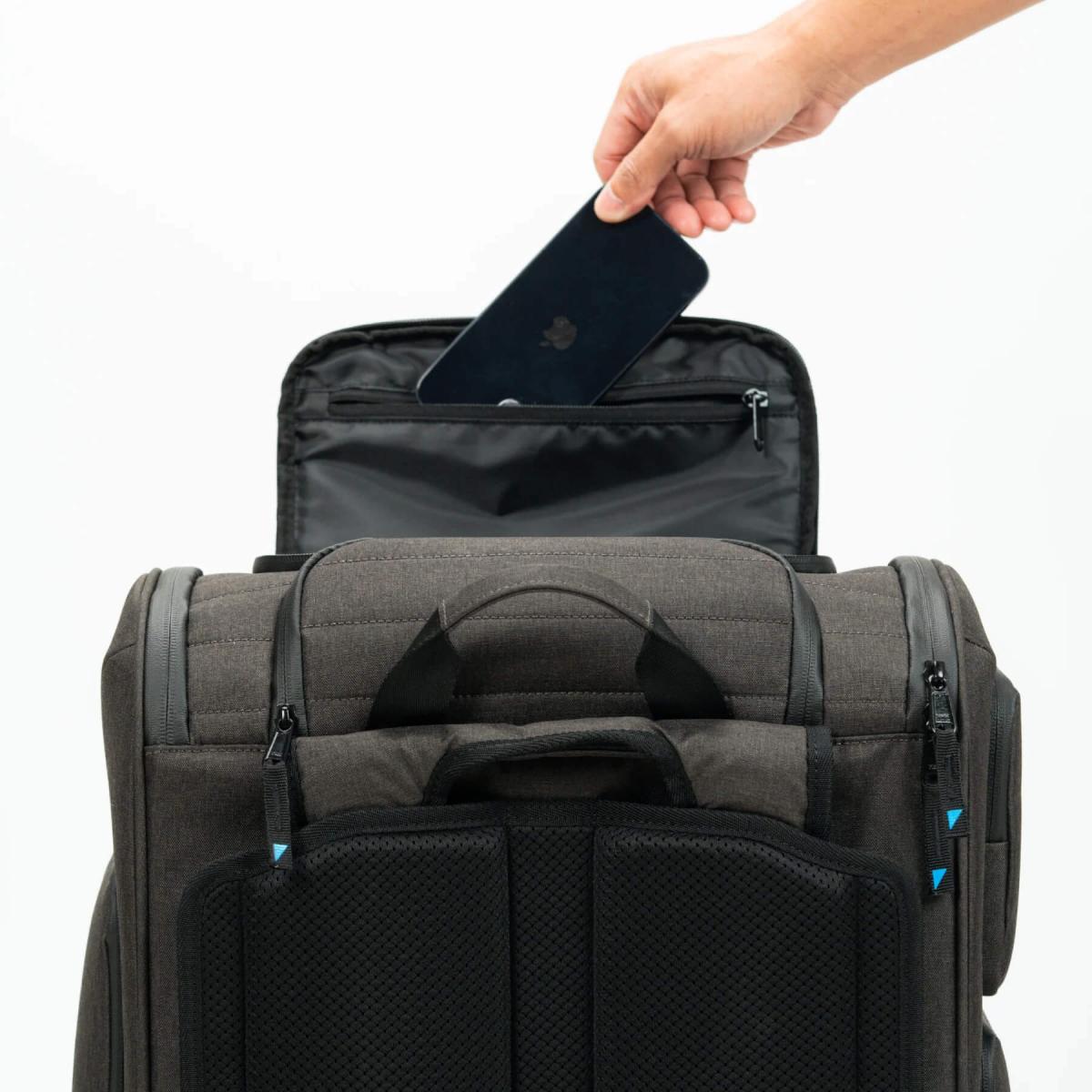 Pull Up | Backpack (Reisekoffer, Bordcase, Handgepäck, Trolley, Rucksack)